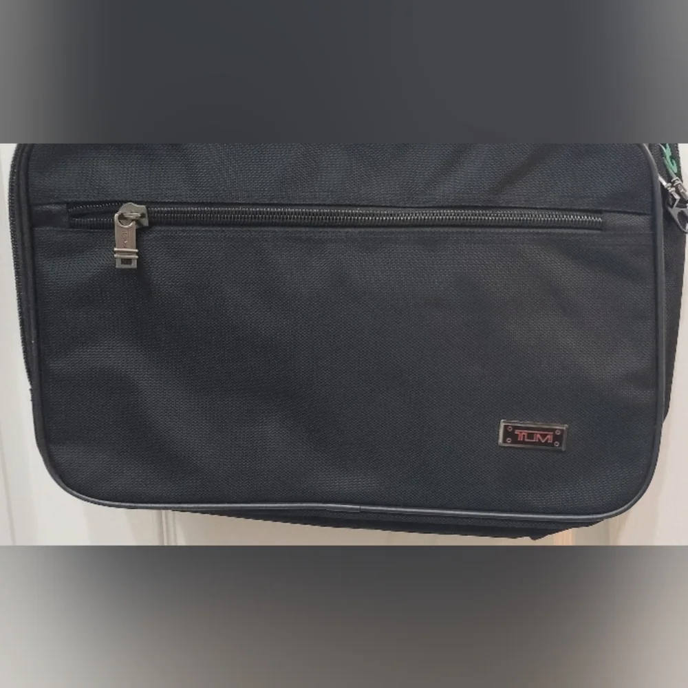 TUMI Elegant Black Men's Briefcase